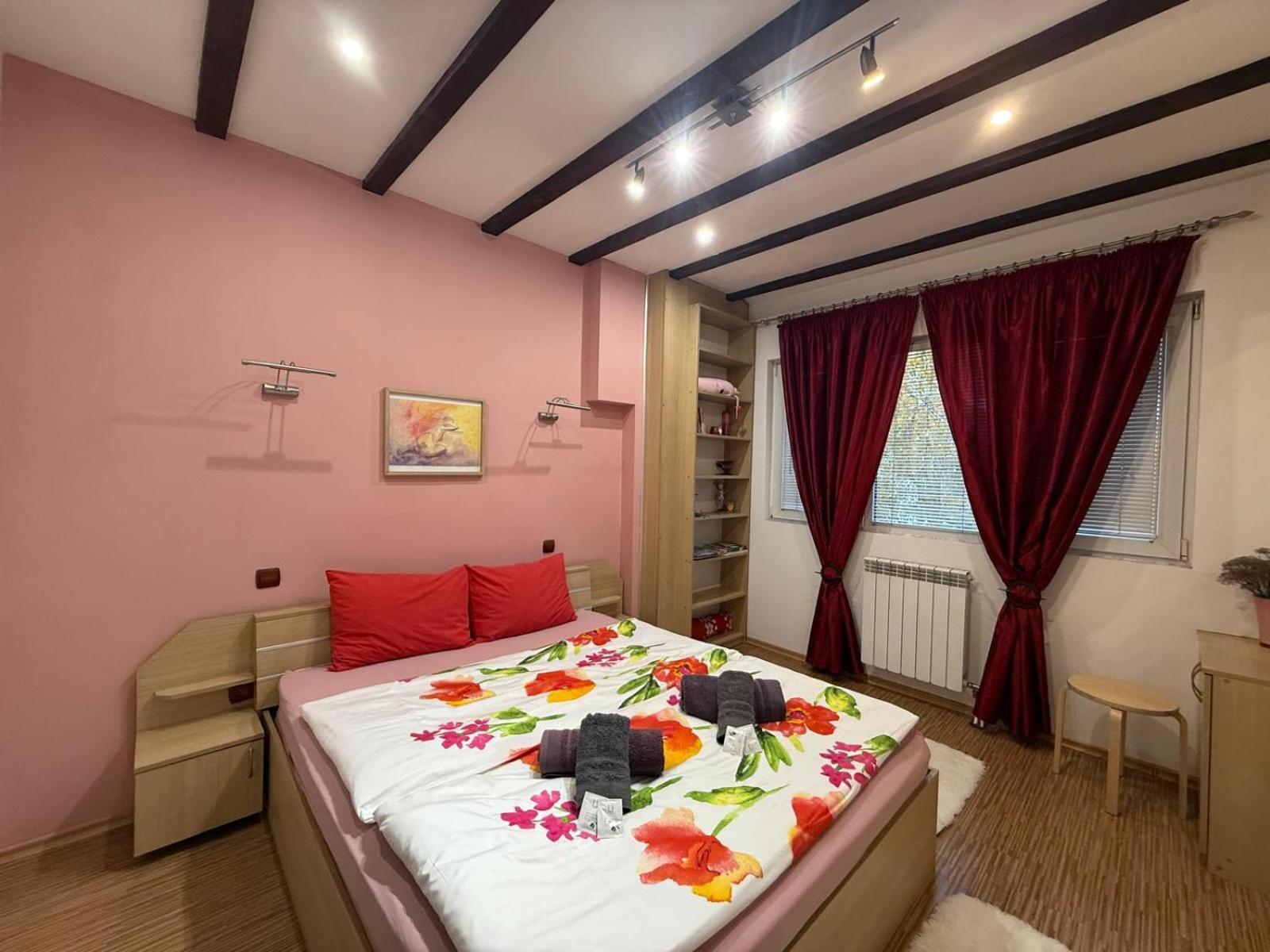The Maisonette In Sofia'S Heart ภายนอก รูปภาพ